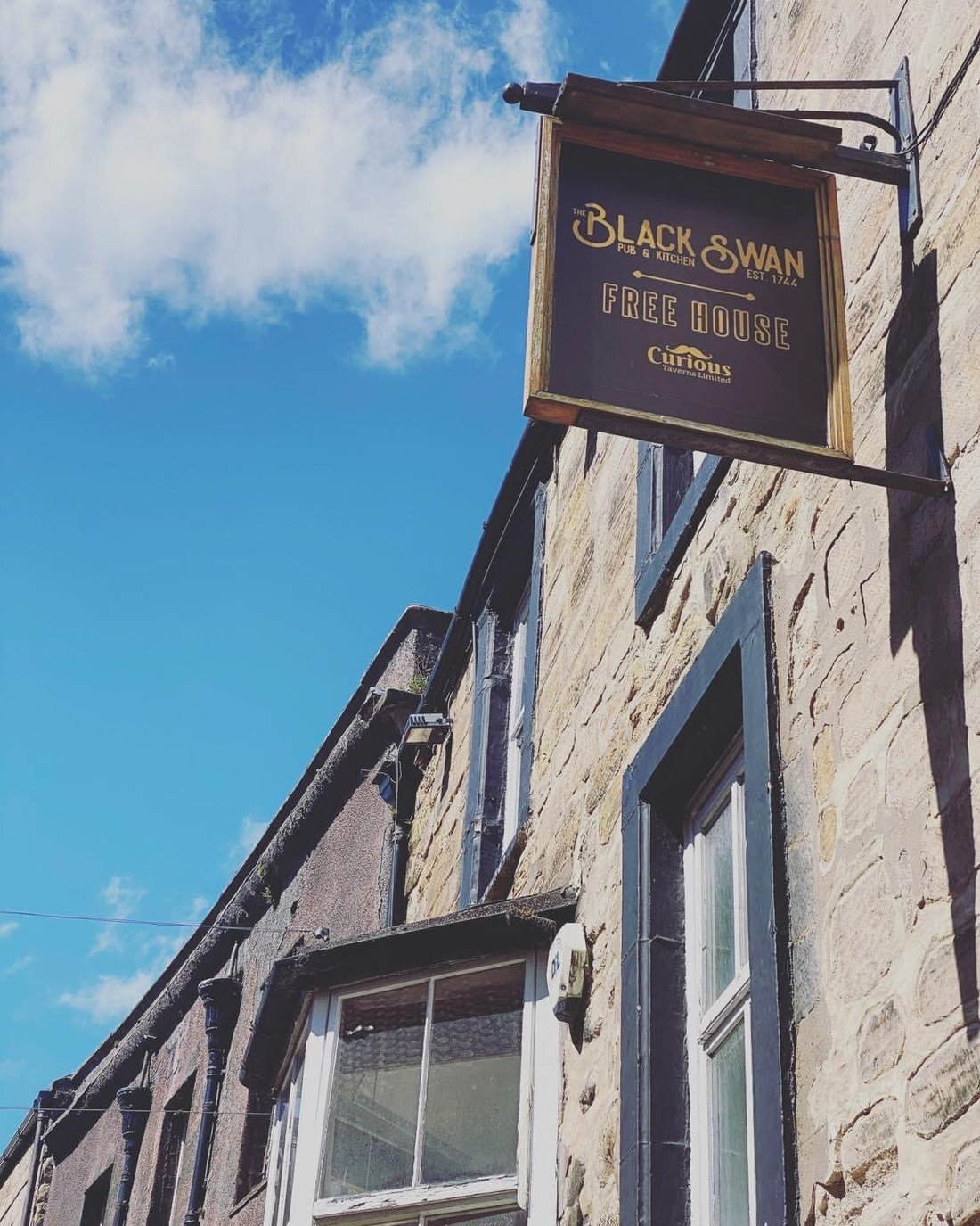 Black Swan Pub & Kitchen (Rooms) (Alnwick, Angleterre, Royaume-Uni ...