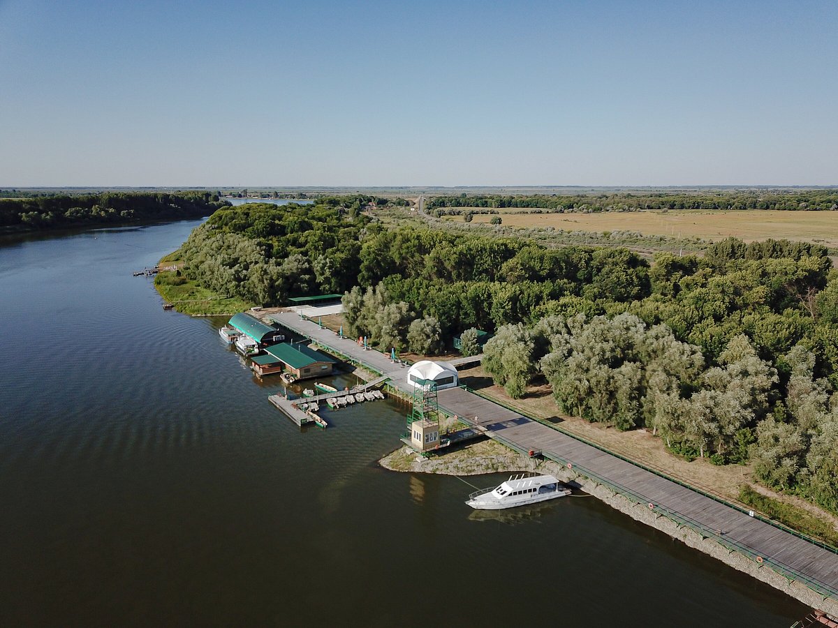 Рыбалка на Ладейной в сентябре, первый визит - отзыв о База отдыха  Ладейная, Образцово-Травино, Россия - Tripadvisor