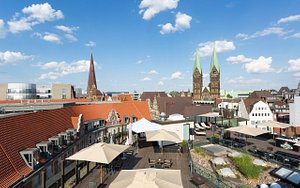 Atlantic Grand Hotel Bremen in Bremen, image may contain: City, Metropolis, Urban, Neighborhood