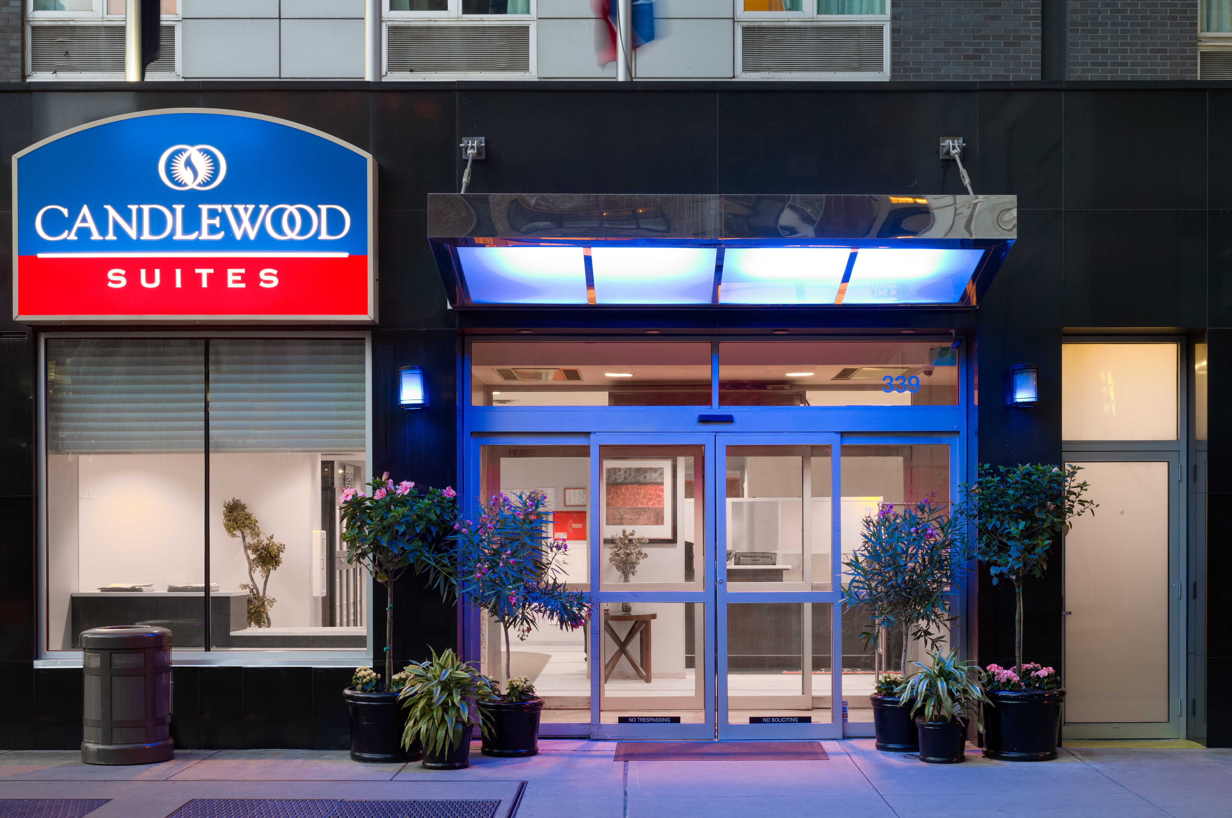 CANDLEWOOD SUITES NEW YORK CITY TIMES SQUARE Updated 2022   Entrance 