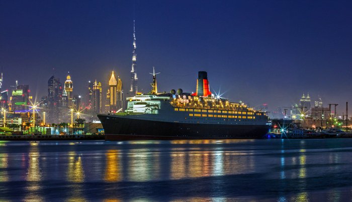 QUEEN ELIZABETH 2 (DUBAI, EMIRADOS ÁRABES): 2.837 fotos, comparação de  preços e avaliações - Tripadvisor