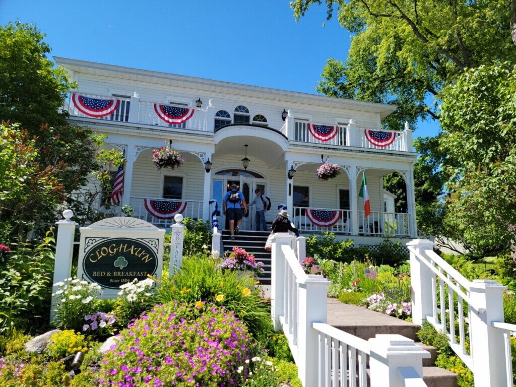 CLOGHAUN BED AND BREAKFAST - Updated 2024 B&B Reviews (Mackinac Island, MI)