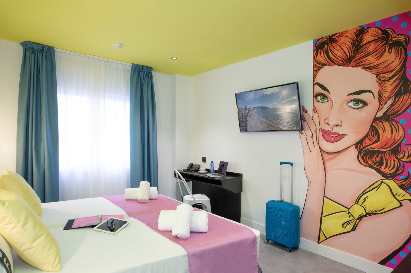 casual-pop-art-benidorm-updated-2025-reviews-photos-prices