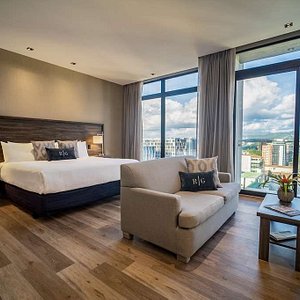 Premium Studio Suite-King Bed