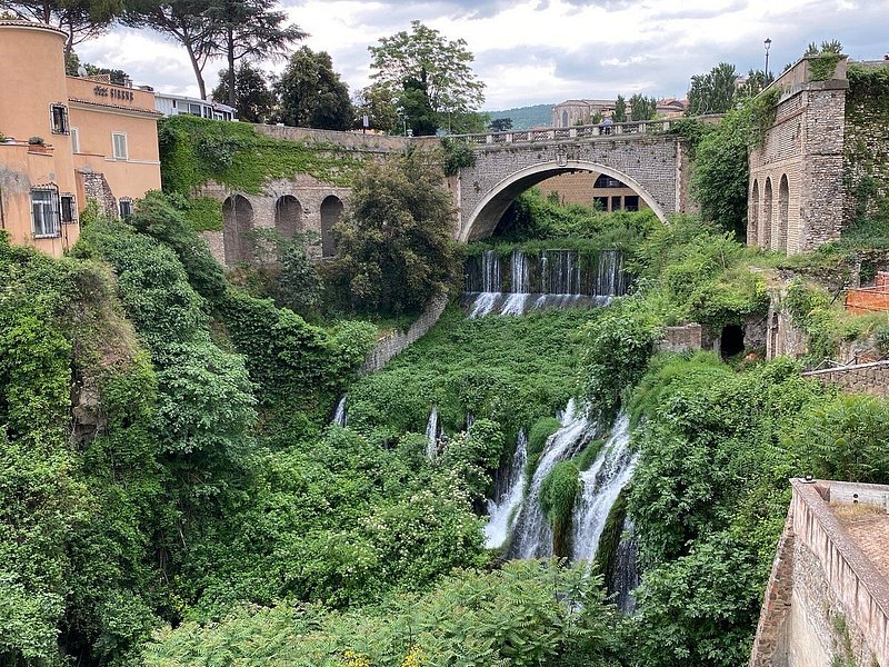 Parco Villa Gregoriana in Tivoli