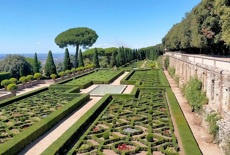 Pontifical Villas of Castel Gandolfo in Frascati