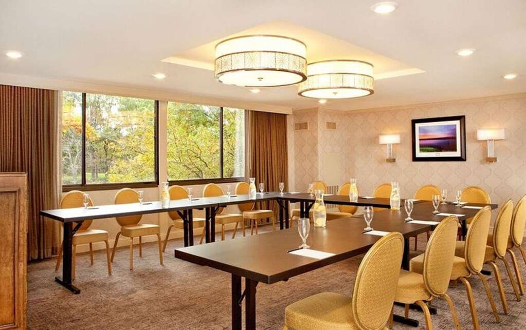 Hotel photo 89 of Hilton Woodcliff Lake.