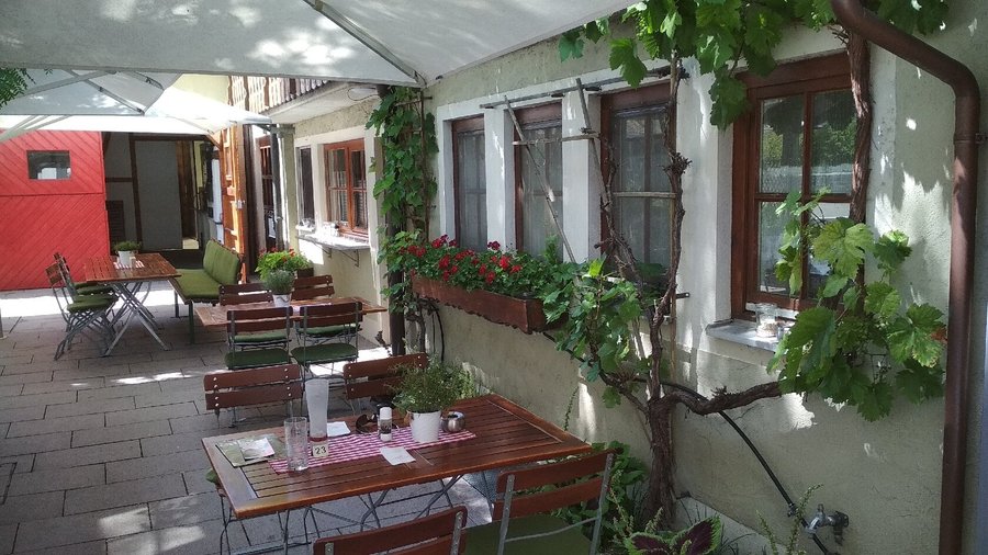 Wunderschöner Biergarten