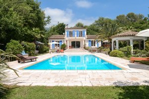 Piscine et plage