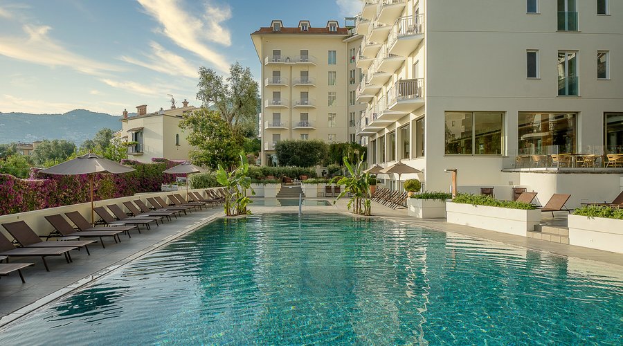 Pool area