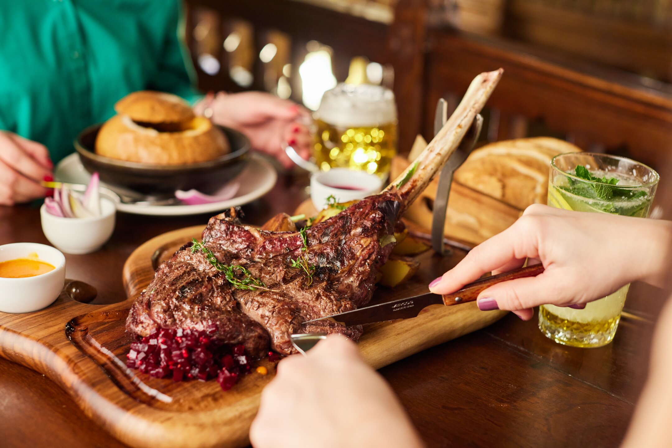 THE 10 BEST Restaurants In Bucharest Updated January 2024   Tomahawk Gust Desavarsit 