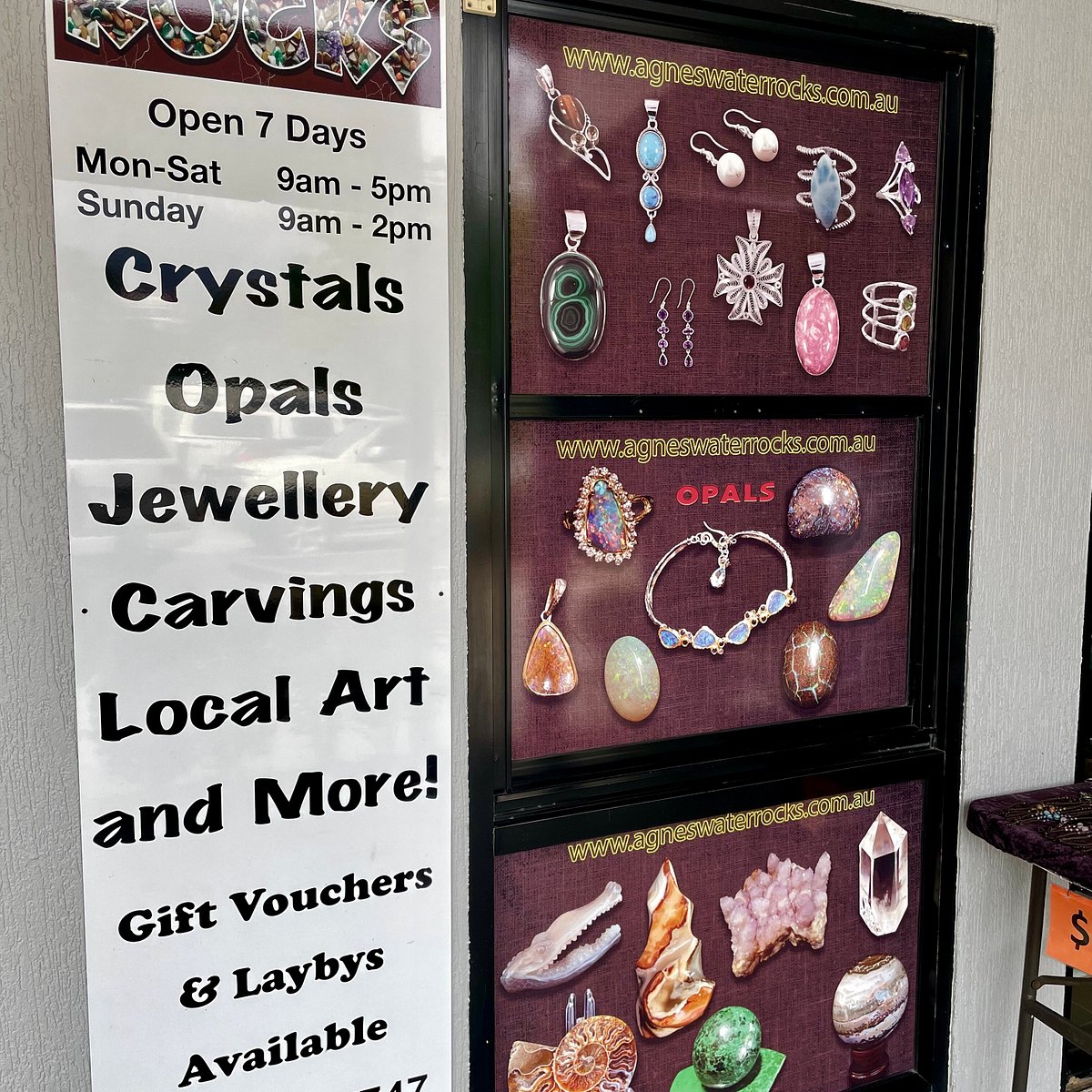 Agnes Jewelry Display