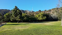 Lake Hollywood Park - 로스앤젤레스 - Lake Hollywood Park의 리뷰 - 트립어드바이저