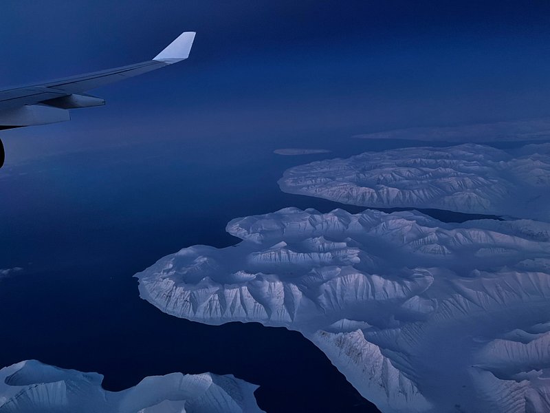 greenland view from plane