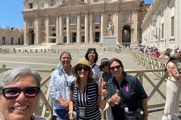 2024 Skip-the-Line: Vatican Museums Tour With Food Tour Combo