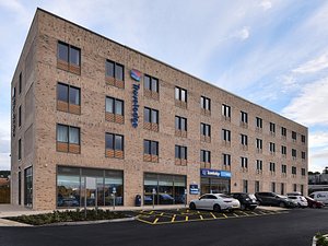 Travelodge Hexham in Hexham, image may contain: Office Building, City, Hotel, Condo