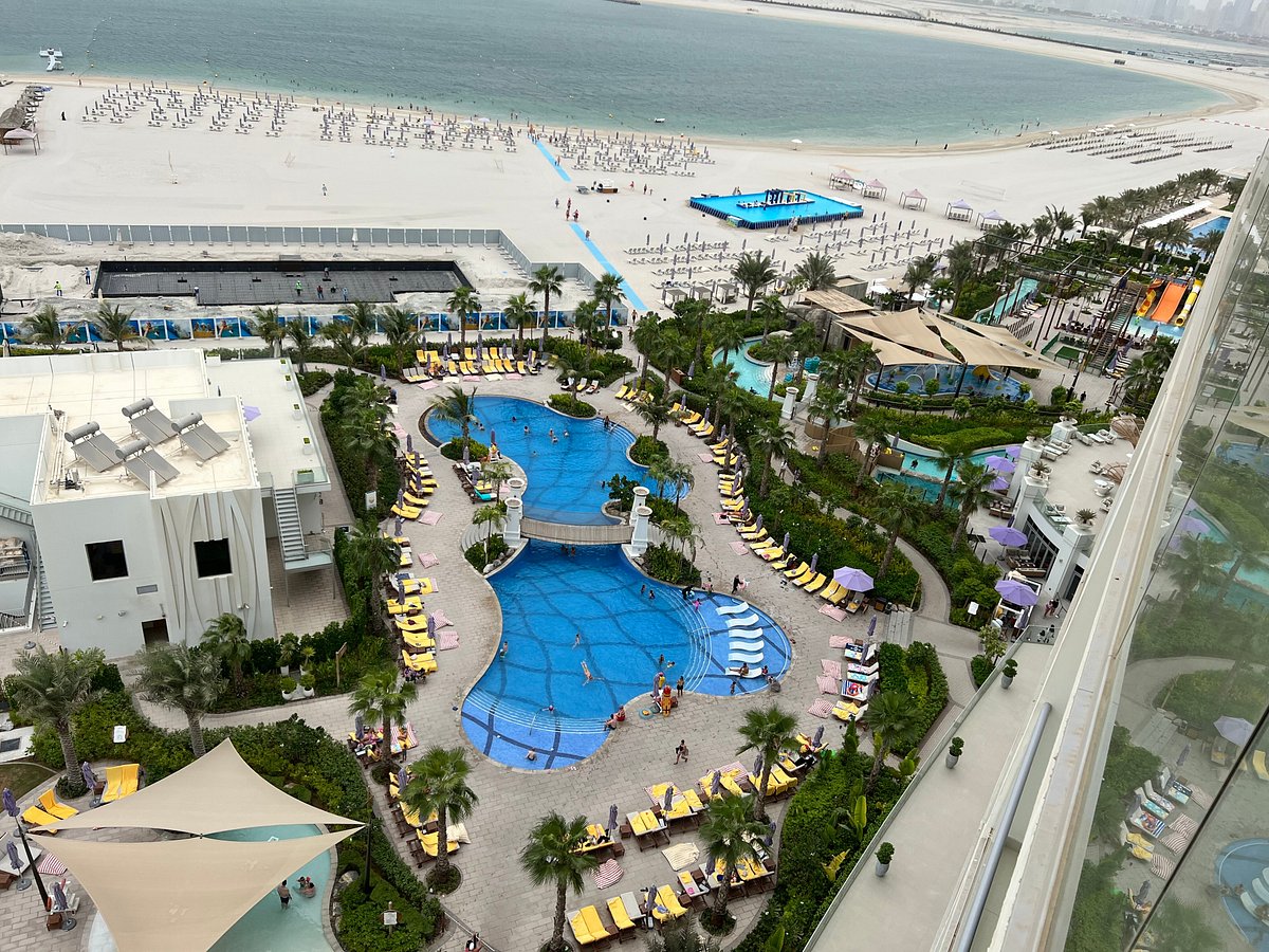 Центара дубай. Центара Мираж Дубай. Сентара Мираж Бич Резорт. Centara Mirage Beach Resort Dubai 4. Сентара Бич отель Дубай.