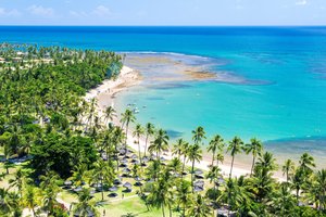 Piscina e praia