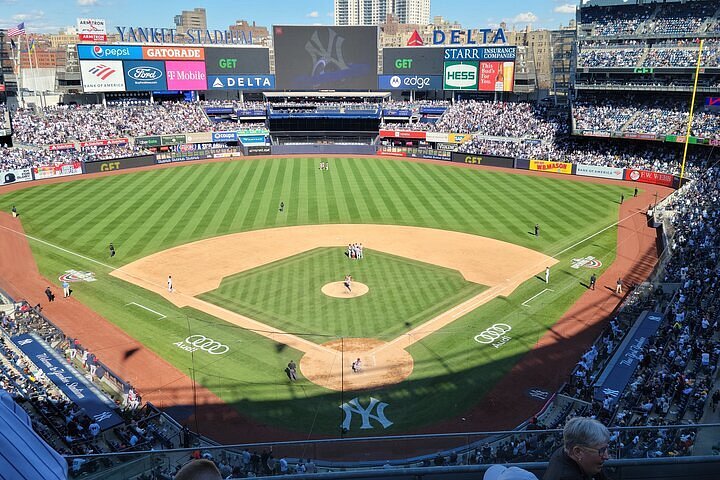 2024 Food For Fans Guided Baseball Game Yankee Stadium Experience Tour ...