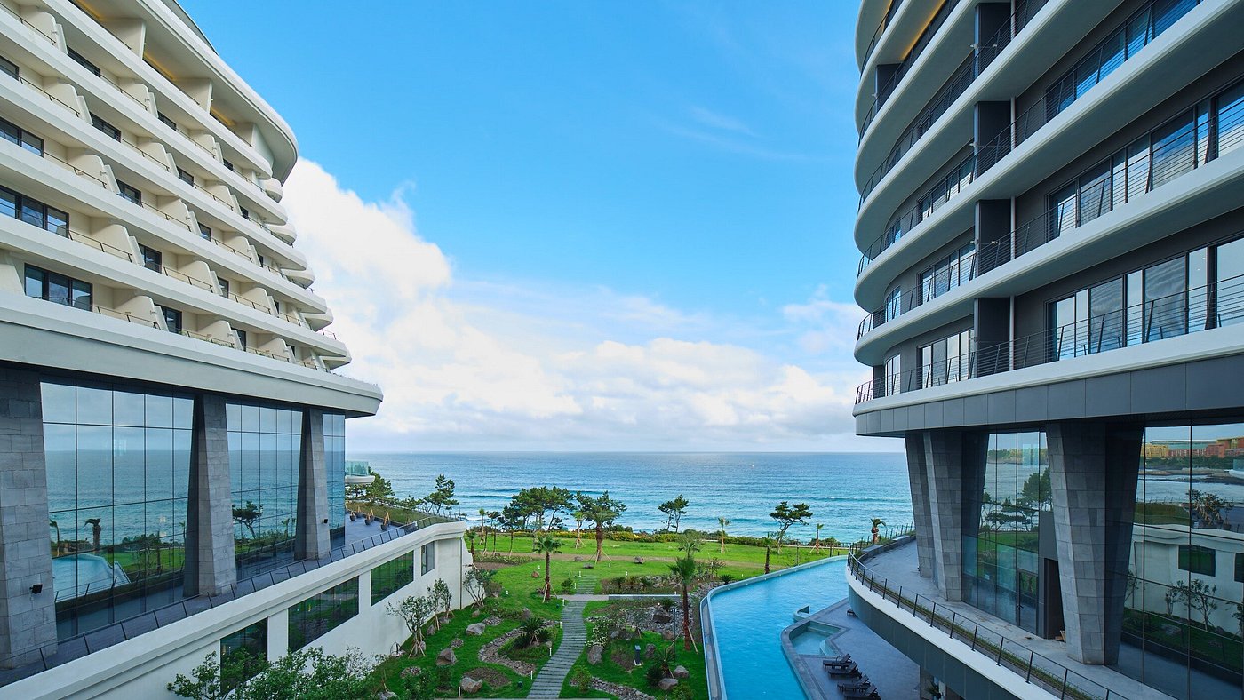 PARNAS HOTEL JEJU - Updated 2024 Prices & Reviews (Seogwipo, Jeju Island) Parnas Hotel Jeju - Updated 2024 Prices & Reviews (Seogwipo, Jeju Island)