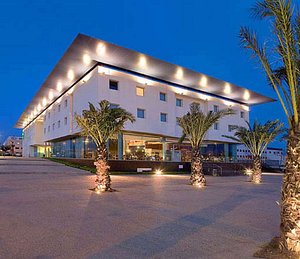 Hotel Port Elche in Elche, image may contain: Hotel, Villa, Office Building, Resort