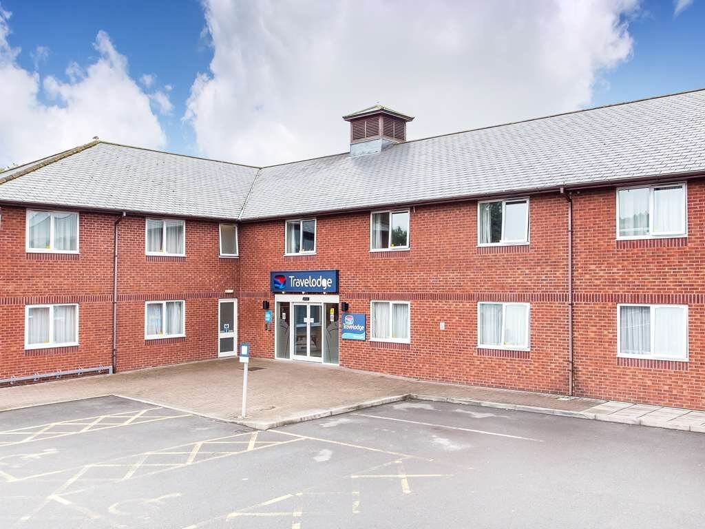 TRAVELODGE BARNSTAPLE HOTEL - Updated 2024 Reviews, Photos & Prices