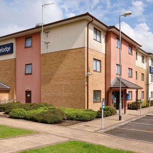 Travelodge Cardiff Atlantic Wharf- Tourist Class Cardiff, Wales Hotels- GDS  Reservation Codes: Travel Weekly