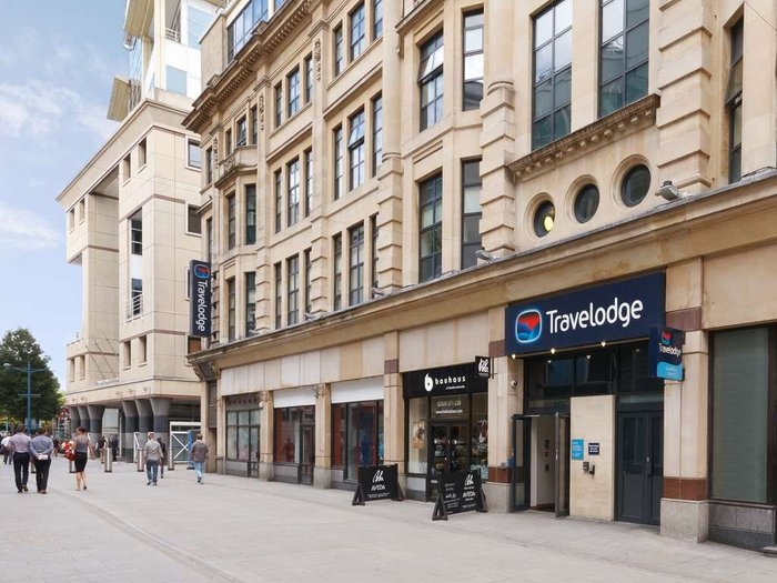 TRAVELODGE CARDIFF CENTRAL QUEEN STREET $54 ($̶8̶1̶) - Updated 2024 ...