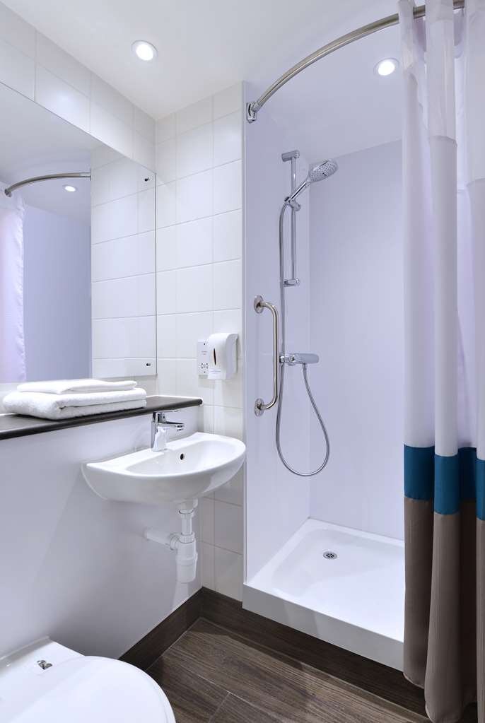 Hotel photo 3 of Travelodge Glasgow Queen Street Hotel.