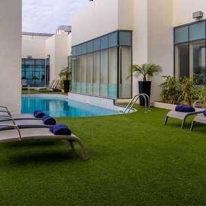 Pool TOP First Central Apartments Dubai