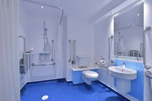 Room & Suite