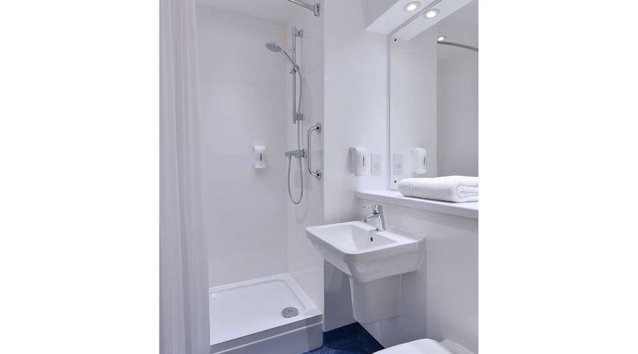 GB Liverpool edge lane bathroom x