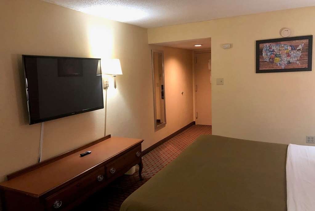Hotel photo 19 of Days Inn by Wyndham Jersey City.