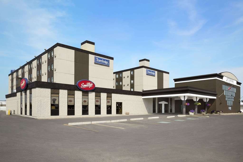 TRAVELODGE BY WYNDHAM EDMONTON WEST Canad Opiniones Y Precios   Exterior 