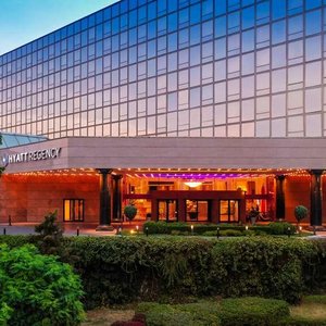 Hyatt Regency Belgrade in Belgrade, image may contain: Office Building, Convention Center, Hotel, Shopping Mall