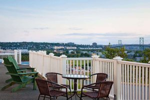 Travelodge by Wyndham Santa Maria in Santa Maria, image may contain: Scenery, Nature, Balcony, Chair