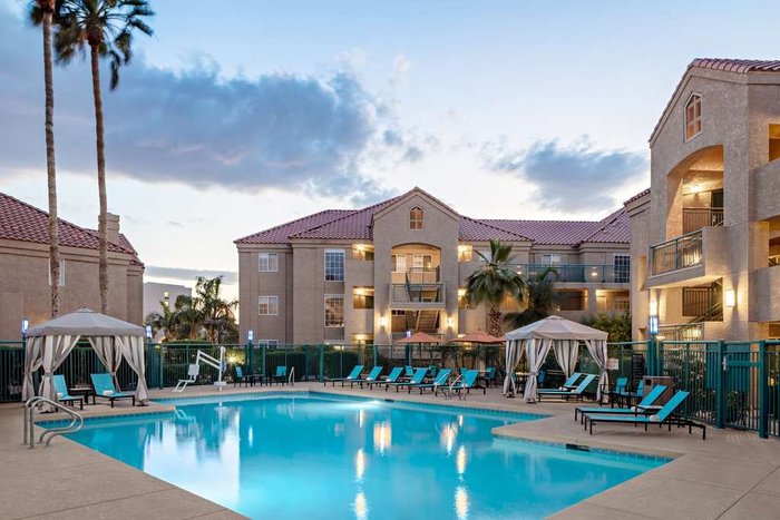 Hyatt House Scottsdale/Old Town Pool Pictures & Reviews - Tripadvisor