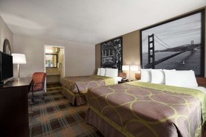 Room & Suite