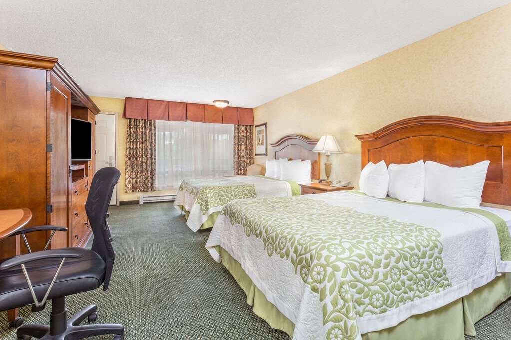 Hotel photo 37 of Days Inn Klamath Falls.