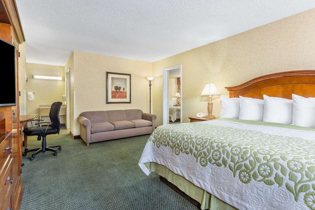 Hotel photo 38 of Days Inn Klamath Falls.