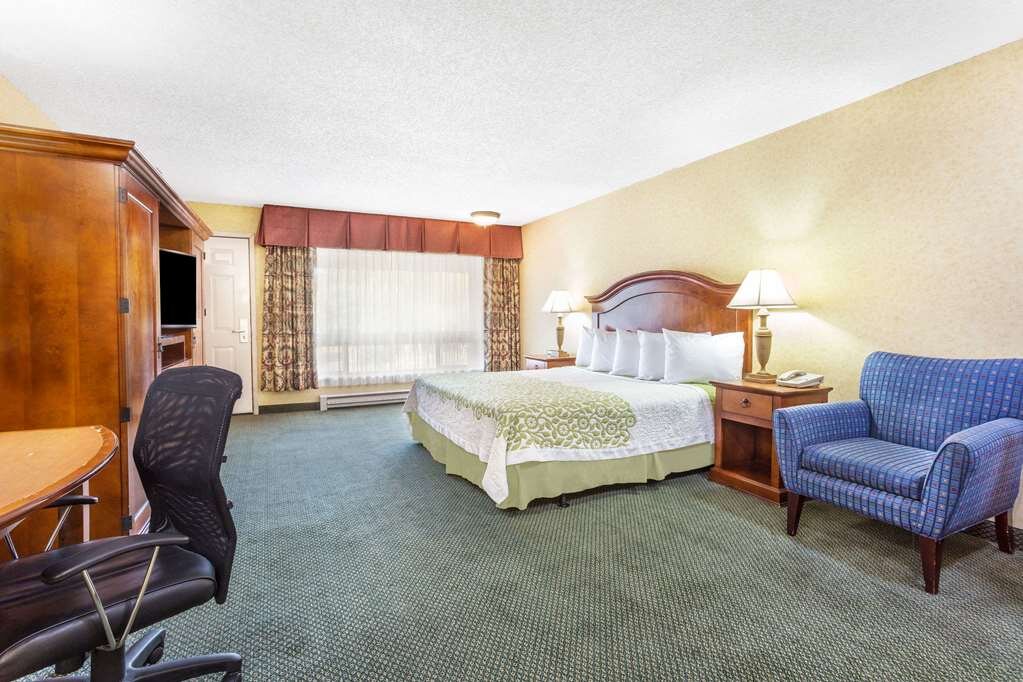 Hotel photo 32 of Days Inn Klamath Falls.