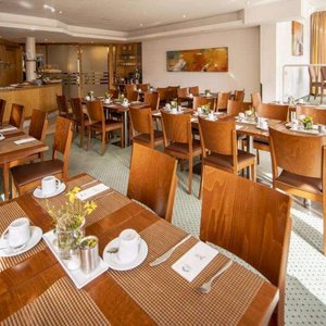 Breakfast Room