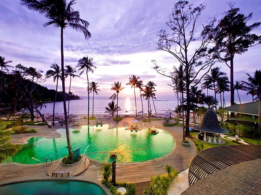 Самый лучший участок пляжа на Кай Бэй. - отзыв о Koh Chang Cliff Beach  Resort, Чанг, Таиланд - Tripadvisor