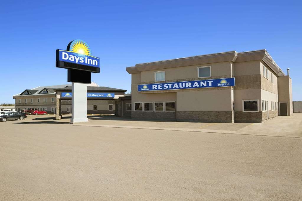 DAYS INN BY WYNDHAM HIGH LEVEL Updated 2024 Prices Reviews And Photos   Exterior 