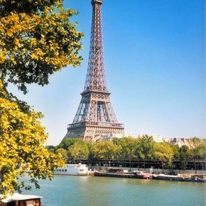 Tour Eiffel French Moments