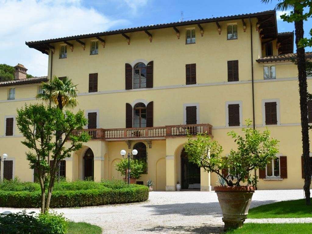 POSTA DONINI 1579 - UNA ESPERIENZE - Prices & Hotel Reviews (Perugia, Italy)