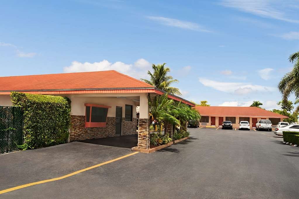 Guest Dryers for Laundry - Picture of Travelodge by Wyndham Florida  City/Homestead/Everglades - Tripadvisor