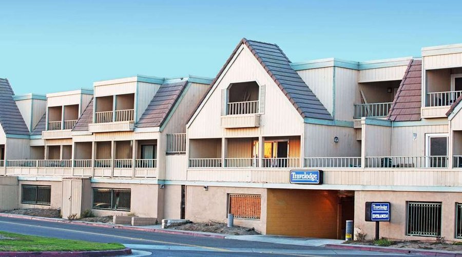 Welcome to the Travelodge Ocean Front
