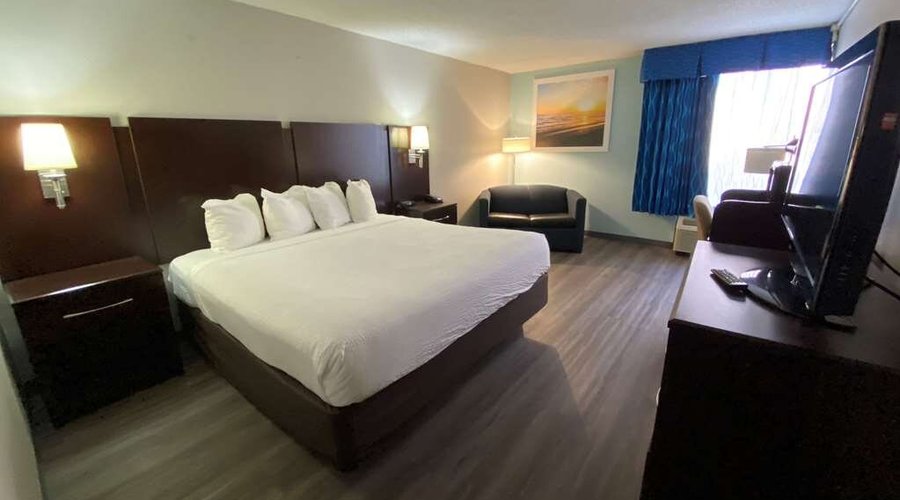 Guest room