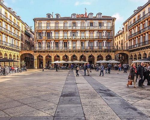 pamplona walking tour